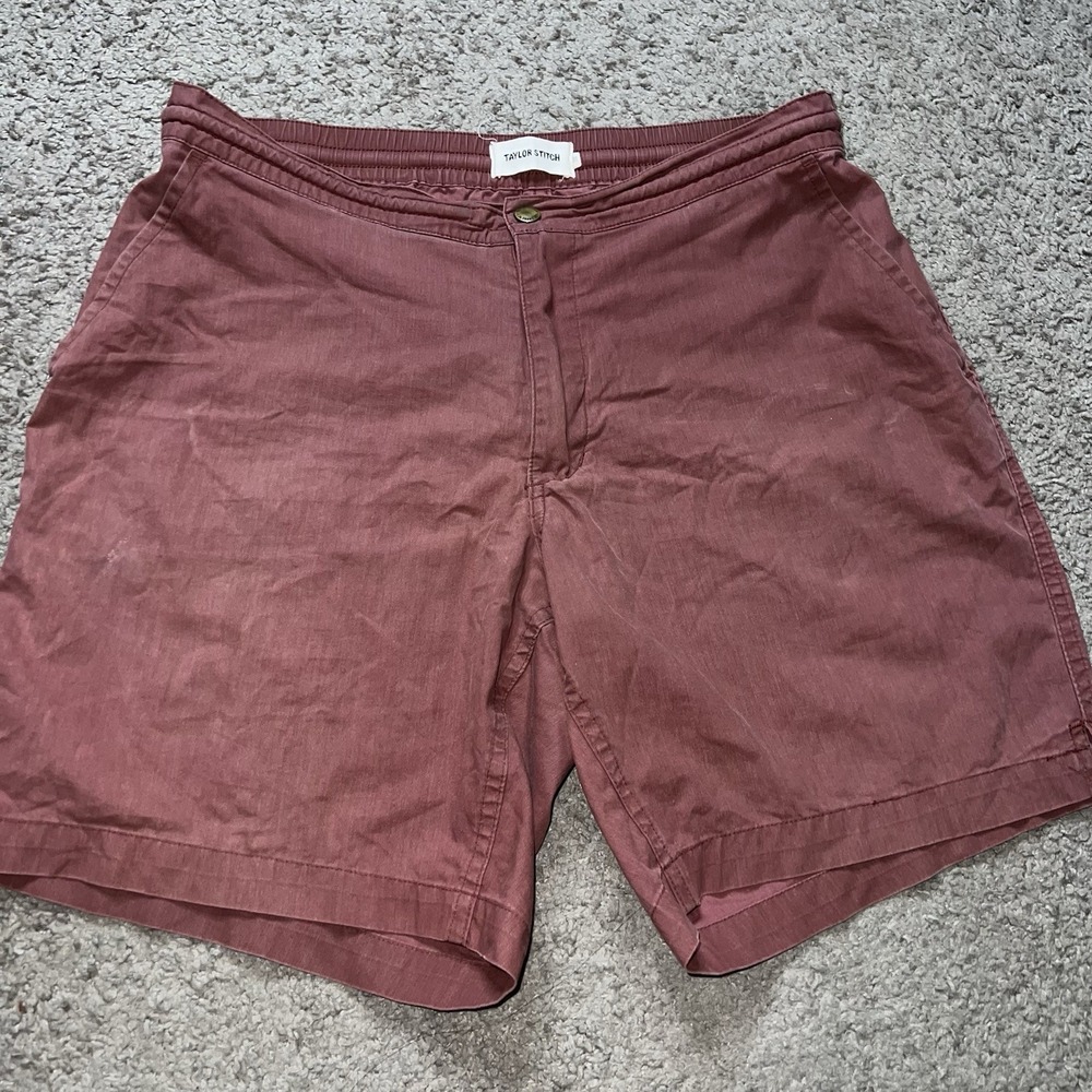 Taylor Stitch Men's‎ 7.5" Inseam The Adventure Shorts in Size 31 Red